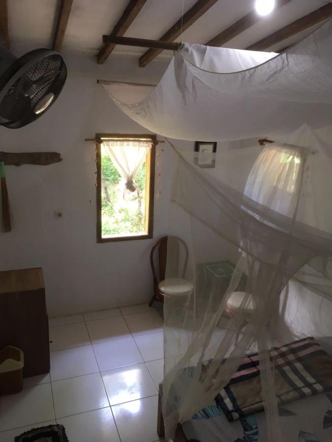 Vh Surf Camp Apartamento Pacitan Exterior foto