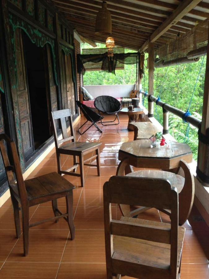 Vh Surf Camp Apartamento Pacitan Exterior foto